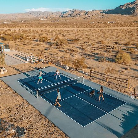 Sapphire Haven + Casita! Pool + Spa + Movie Theatre + 10 Min To Monument! Joshua Tree Luaran gambar